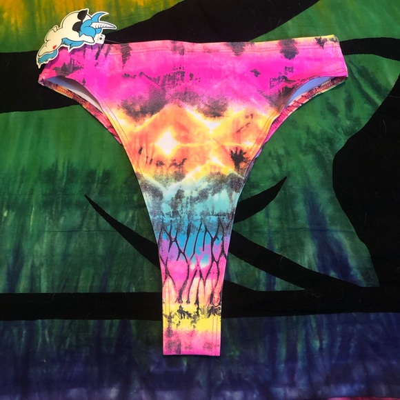 Iheartraves sunset palms thong booty shorts - Picture 2 of 3